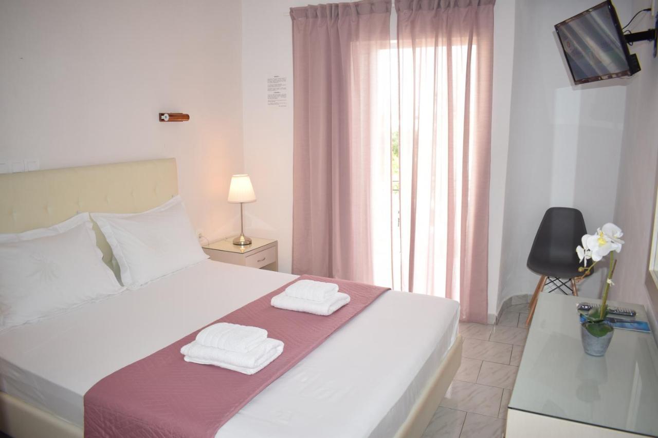 Mirto Beach Hotel & Restaurant Паралия Враху Екстериор снимка