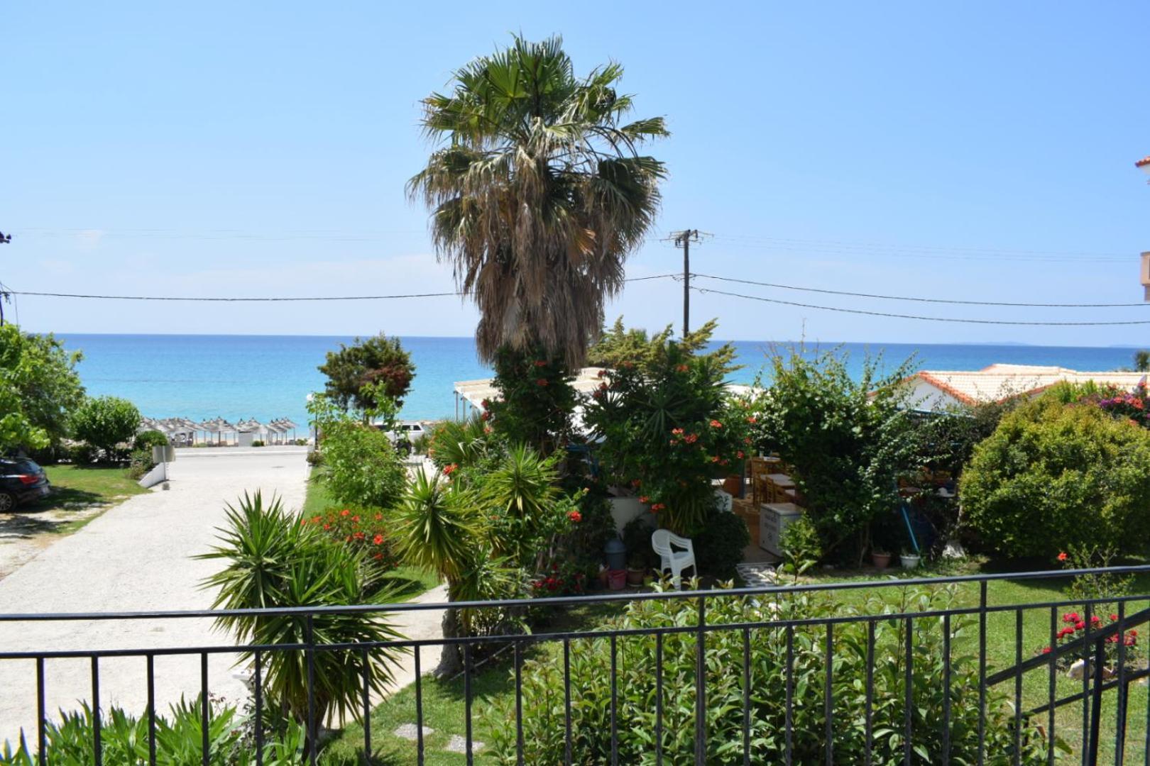Mirto Beach Hotel & Restaurant Паралия Враху Екстериор снимка