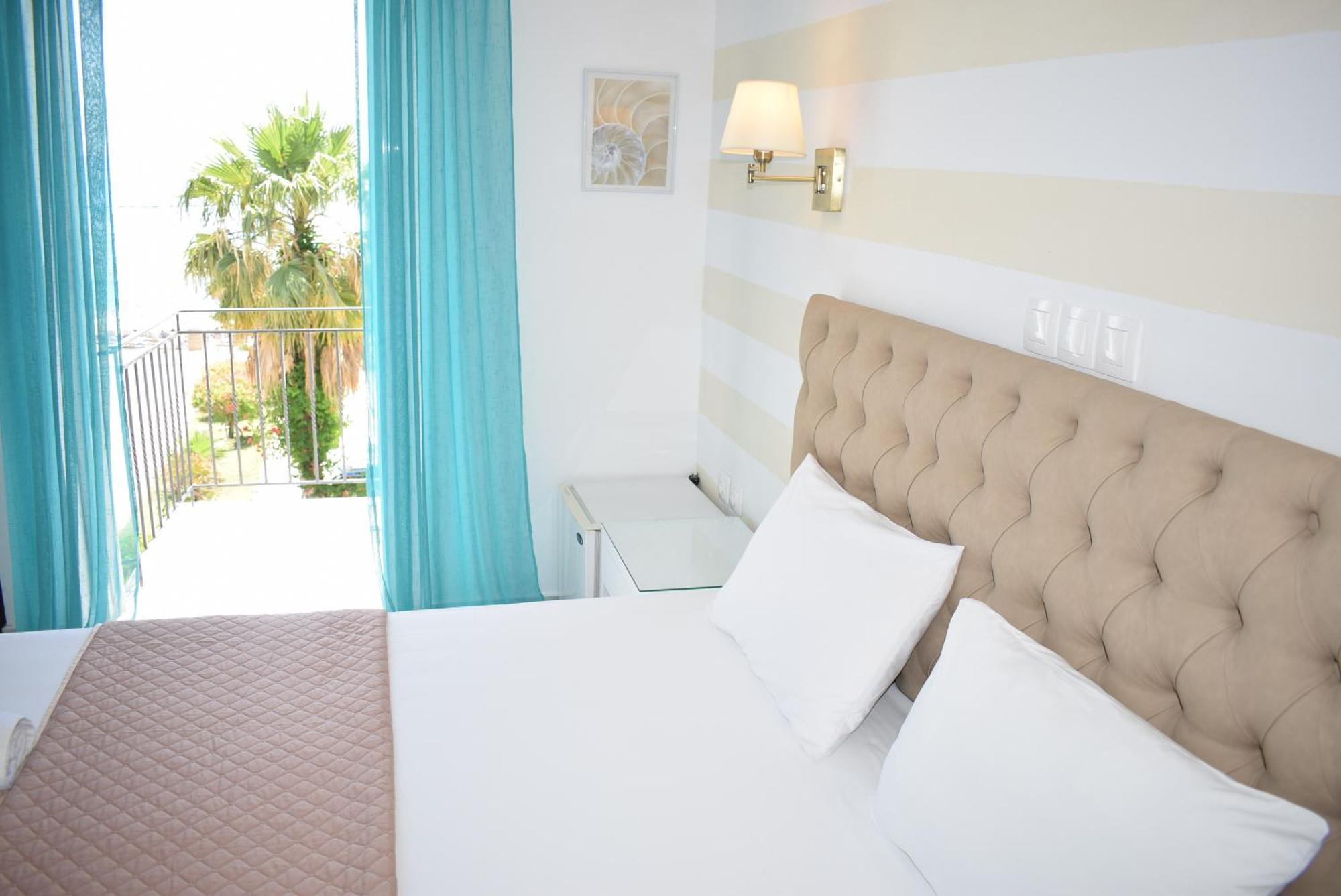 Mirto Beach Hotel & Restaurant Паралия Враху Стая снимка